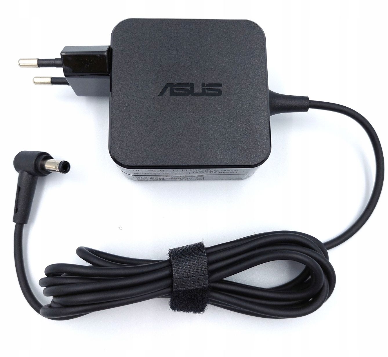 Asus - nový originál adaptér 65W nabíječka konektor průměr 4,5mm